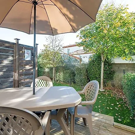Bright 4 Ppl, Garden, Close To The Sea *